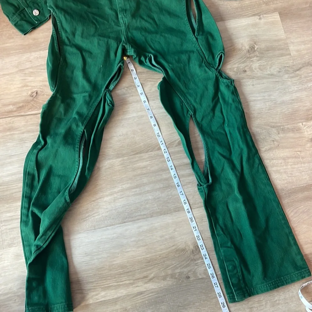 Maniere De Voir Set: Green Cropped Jacket US 6 & Boyfriend Cut Out Jeans US 6 - Picture 8 of 16